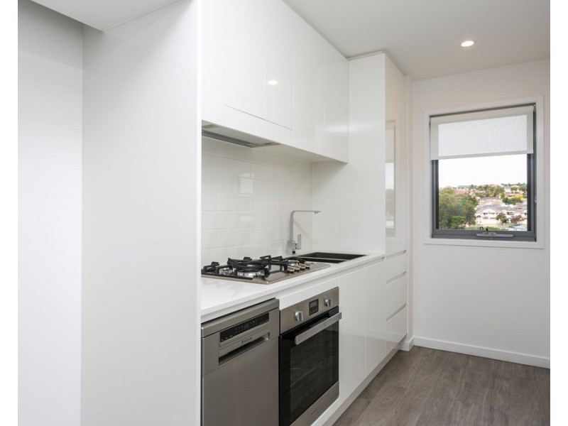 318/1 Evelyn Court, Shellharbour City Centre NSW 2529