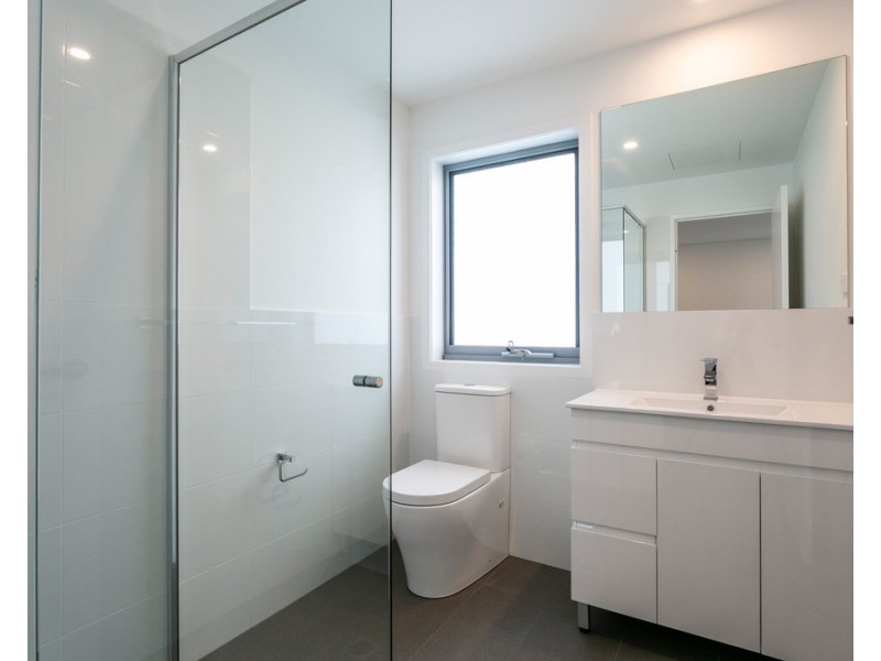 318/1 Evelyn Court, Shellharbour City Centre NSW 2529