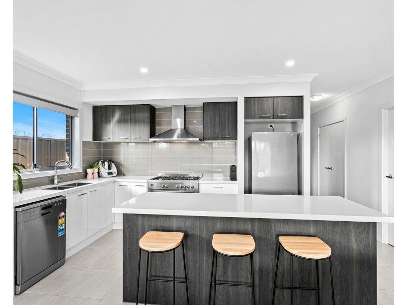 43 Brigantine Drive, Shell Cove NSW 2529