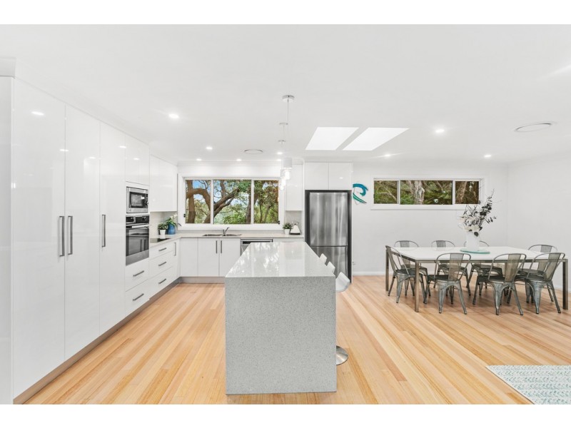 6 Beach Road, Shellharbour NSW 2529