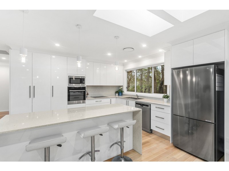 6 Beach Road, Shellharbour NSW 2529