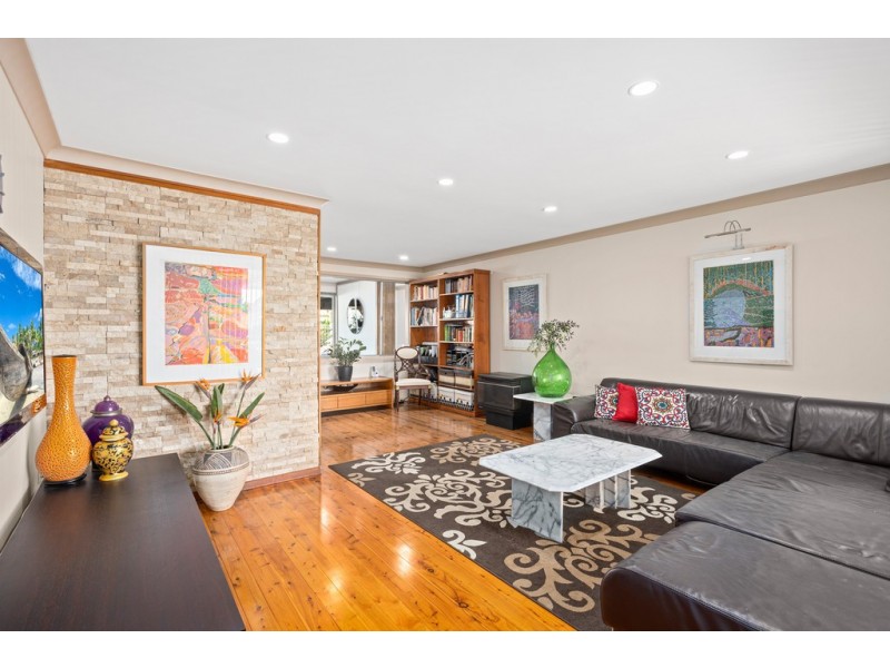 5 Roberts Avenue, Barrack Heights NSW 2528