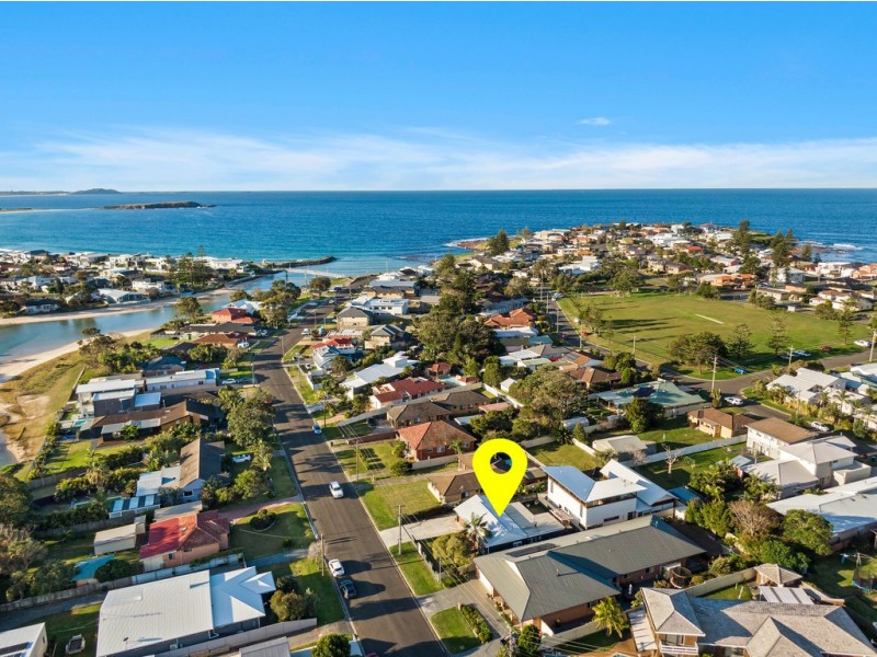 6 Headland Parade, Barrack Point NSW 2528