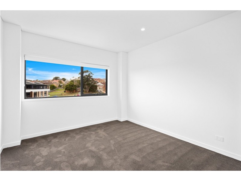 215/1 Evelyn Court, Shellharbour NSW 2529