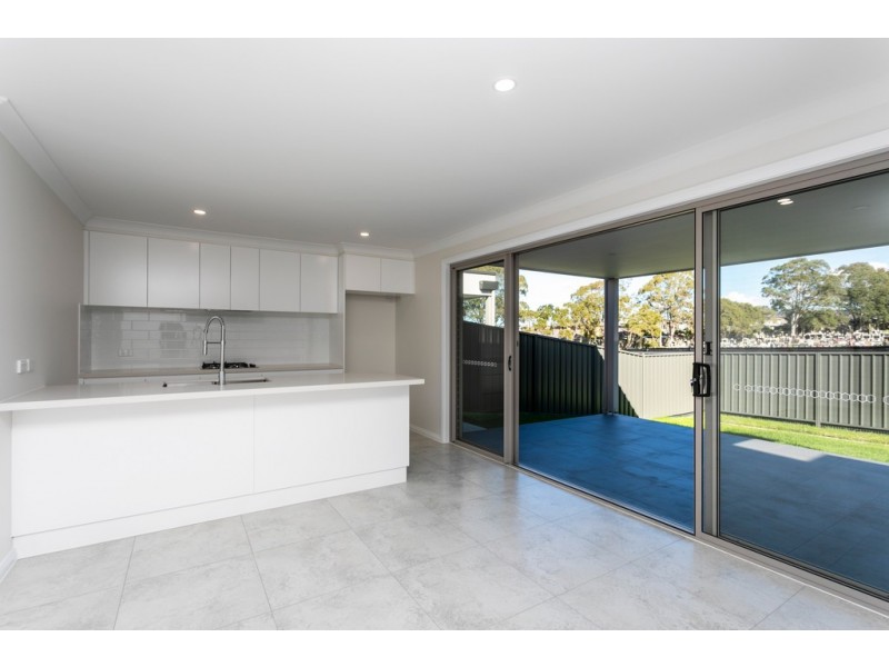 10 Skiff Place, Shell Cove NSW 2529