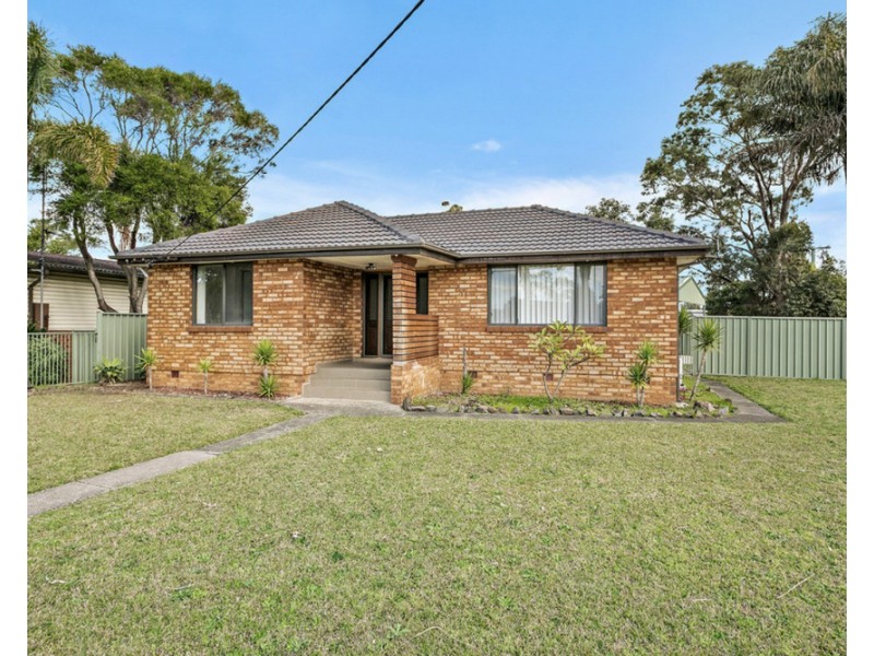60 Benaud Crescent, Warilla NSW 2528