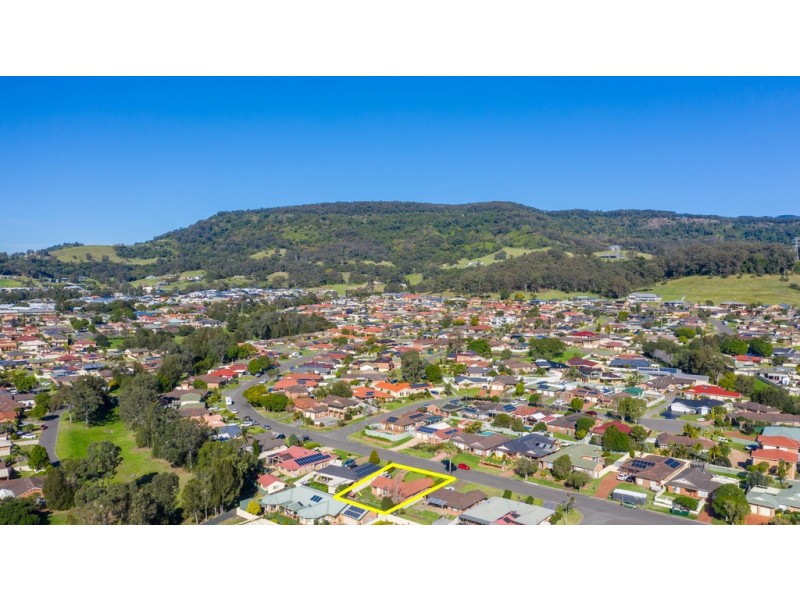 13 Gloucester Circuit, Albion Park NSW 2527