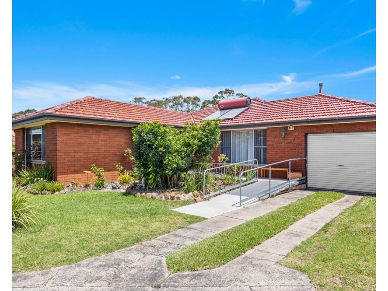 9 Robyn Road, Albion Park Rail NSW 2527