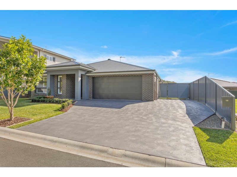 14 Nattai Crescent, Albion Park NSW 2527