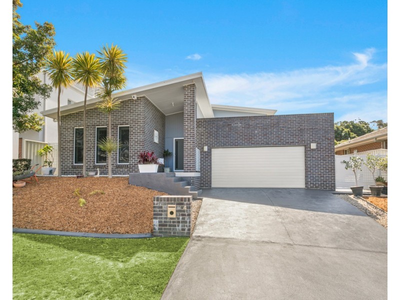 4 Muirfield Avenue, Shell Cove NSW 2529