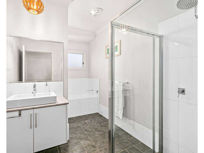 4 Muirfield Avenue, Shell Cove NSW 2529