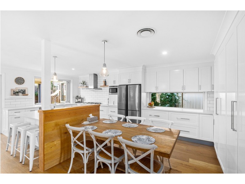 6 Gore Avenue, Shell Cove NSW 2529