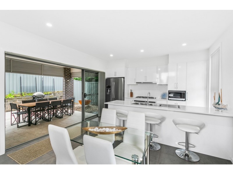 9 National Avenue, Shell Cove NSW 2529