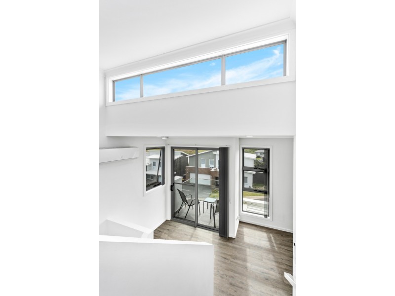 9 National Avenue, Shell Cove NSW 2529