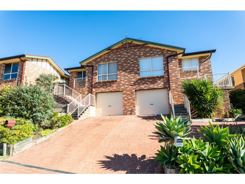 2/3 Panbula Place, Flinders NSW 2529