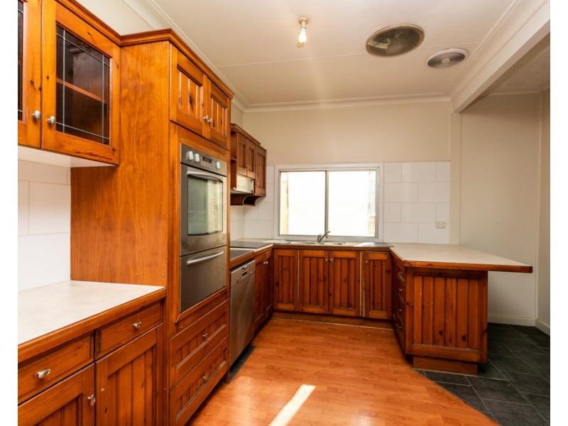 113 Princes Highway, Albion Park Rail NSW 2527