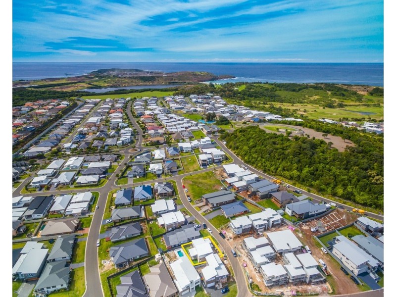10 National Avenue, Shell Cove NSW 2529