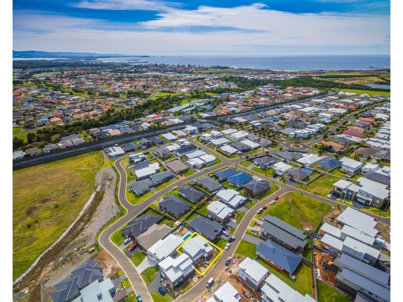 10 National Avenue, Shell Cove NSW 2529