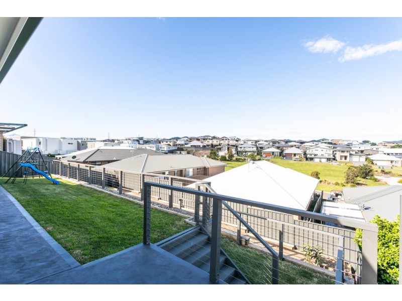 12 St Ives Road, Flinders NSW 2529