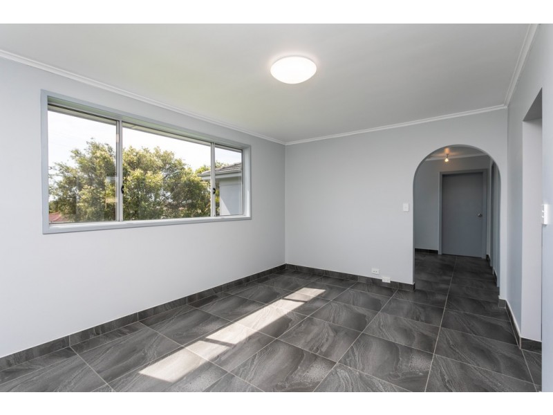 26 Girraween Avenue, Lake Illawarra NSW 2528