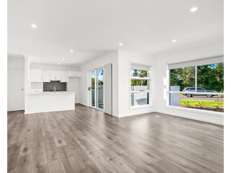 1/21 Theodore Street, Oak Flats NSW 2529