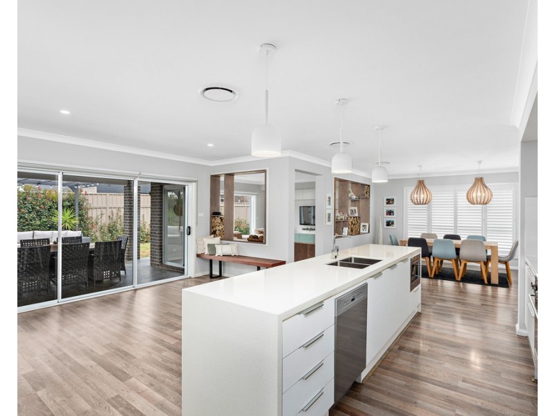 12 Pier Avenue, Shell Cove NSW 2529