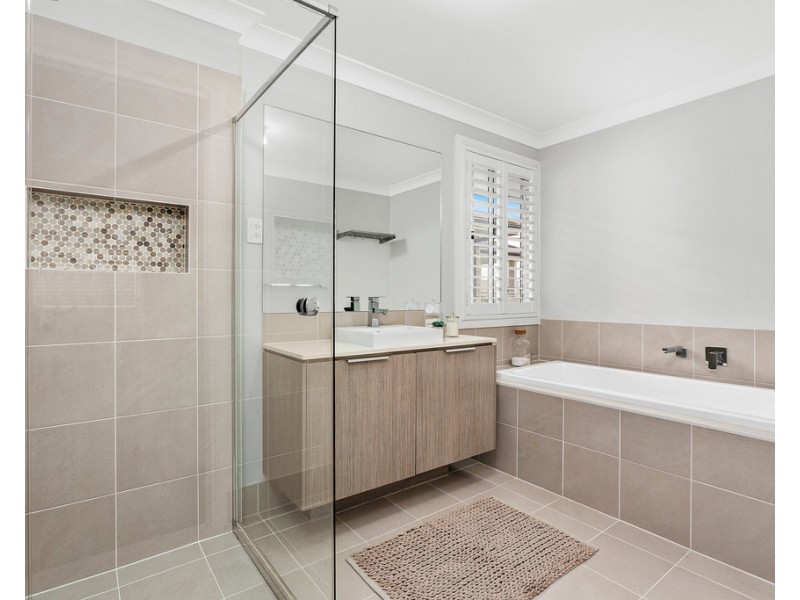 12 Pier Avenue, Shell Cove NSW 2529