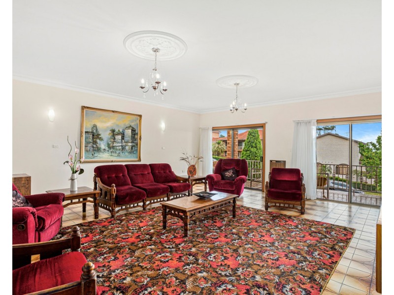 162 Captain Cook Drive, Barrack Heights NSW 2528