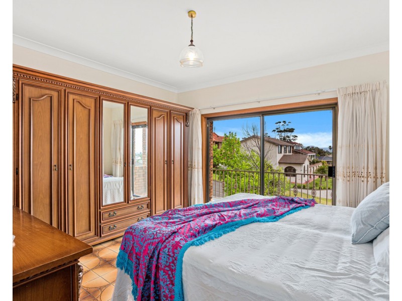 162 Captain Cook Drive, Barrack Heights NSW 2528