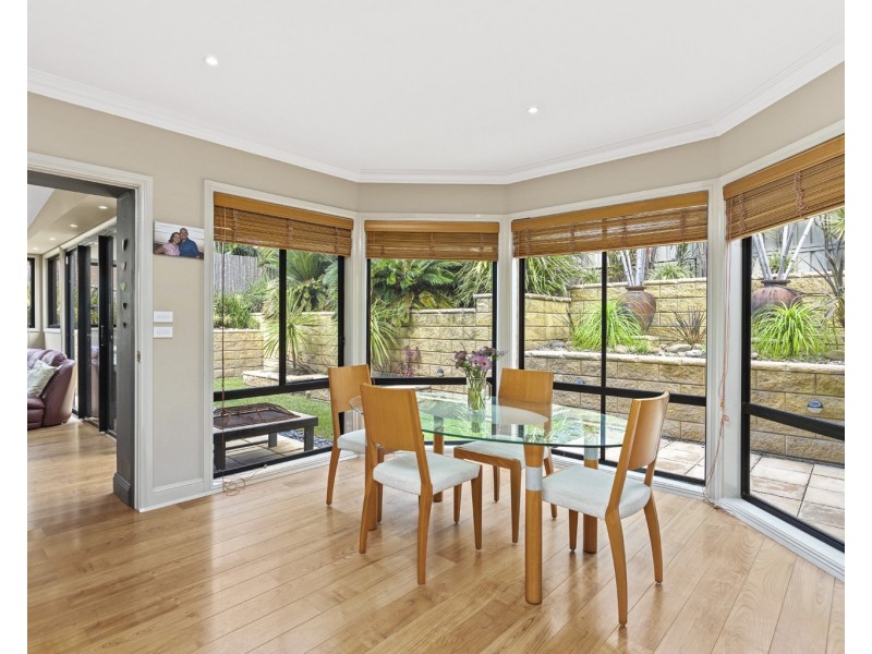 8 Solander Avenue, Shell Cove NSW 2529