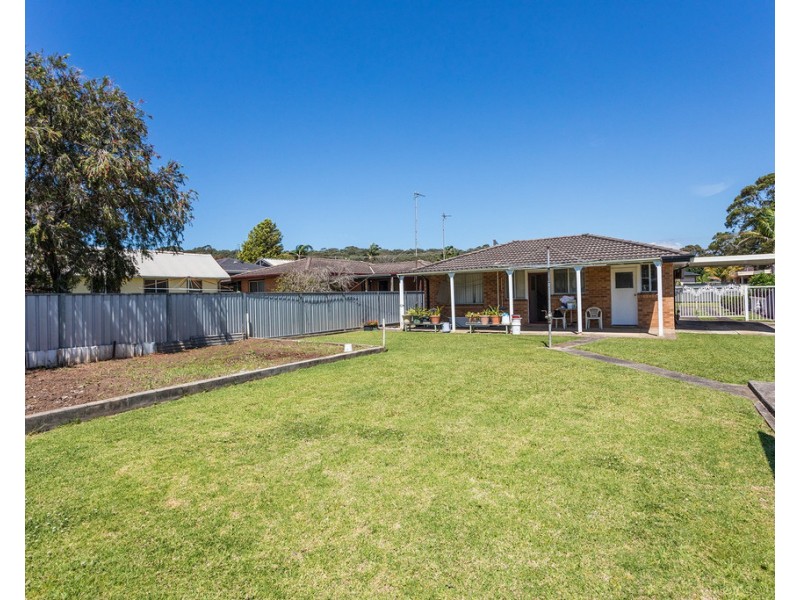 9 Lachlan Avenue, Barrack Heights NSW 2528