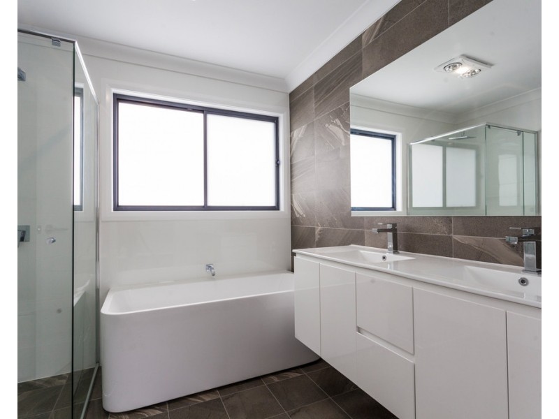 7 SKIFF PLACE, Shell Cove NSW 2529