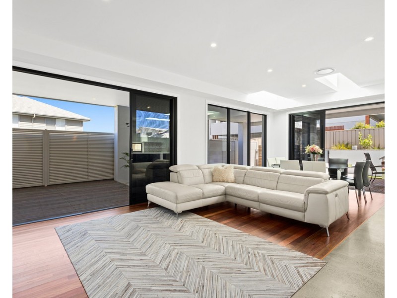40 Wharf Parade, Shell Cove NSW 2529