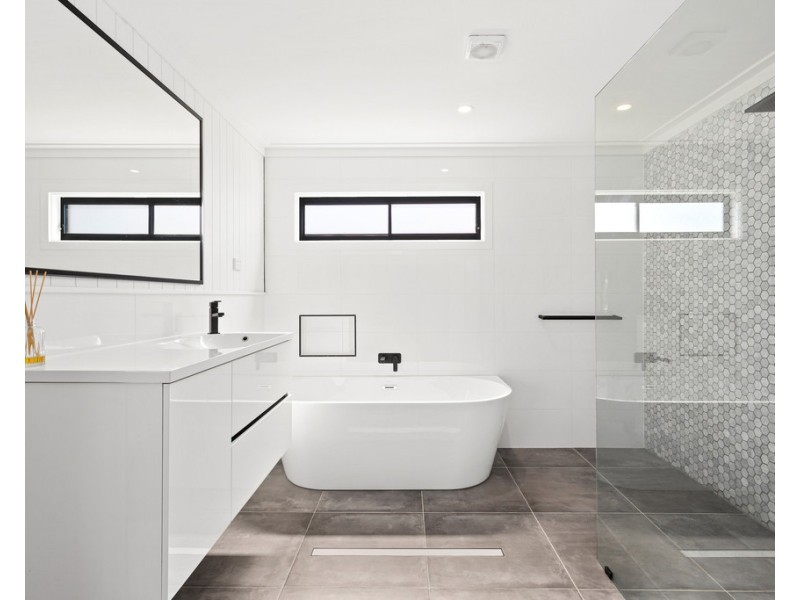 40 Wharf Parade, Shell Cove NSW 2529
