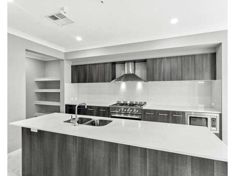 11 Sarsaparilla Way, Calderwood NSW 2527