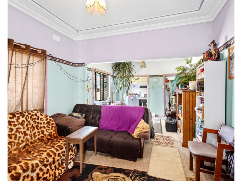18 Karoo Street, Albion Park Rail NSW 2527
