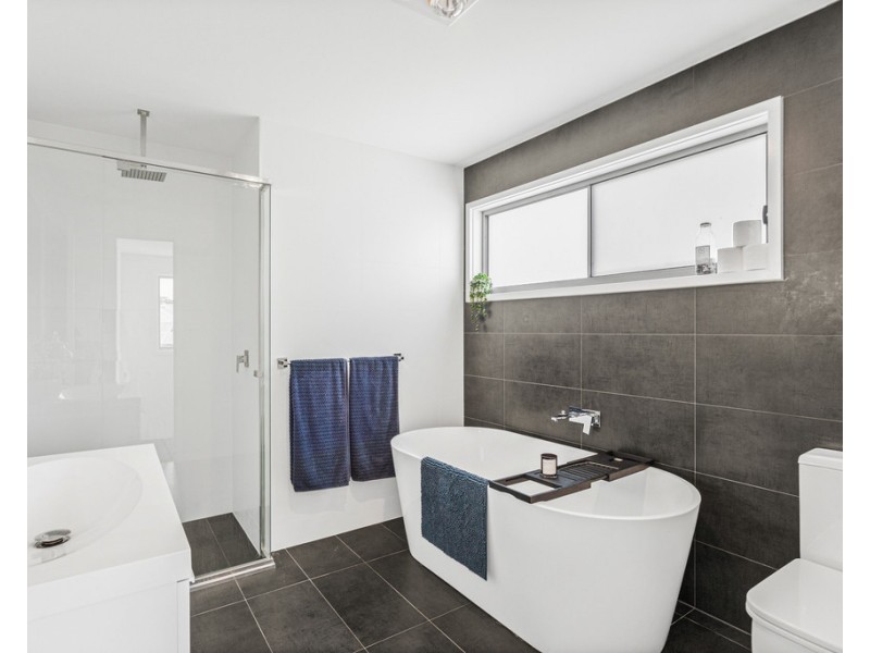 2 Red Sands Avenue, Shell Cove NSW 2529
