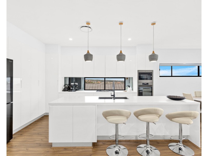 7 Fairways Drive, Shell Cove NSW 2529