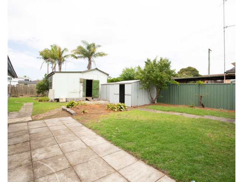 4 The Boulevarde, Oak Flats NSW 2529