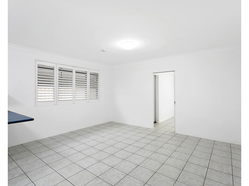 1/6 Osborne Parade, Warilla NSW 2528