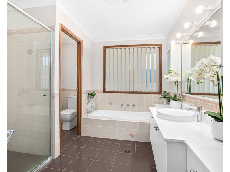 35 Ragamuffin Circuit, Shell Cove NSW 2529
