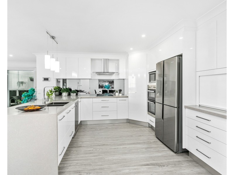 4 Rani Avenue, Shell Cove NSW 2529
