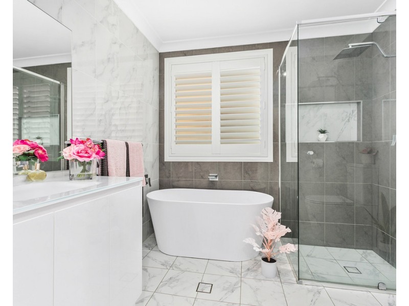 4 Rani Avenue, Shell Cove NSW 2529