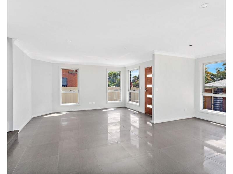 1/47 Parkes Street, Oak Flats NSW 2529