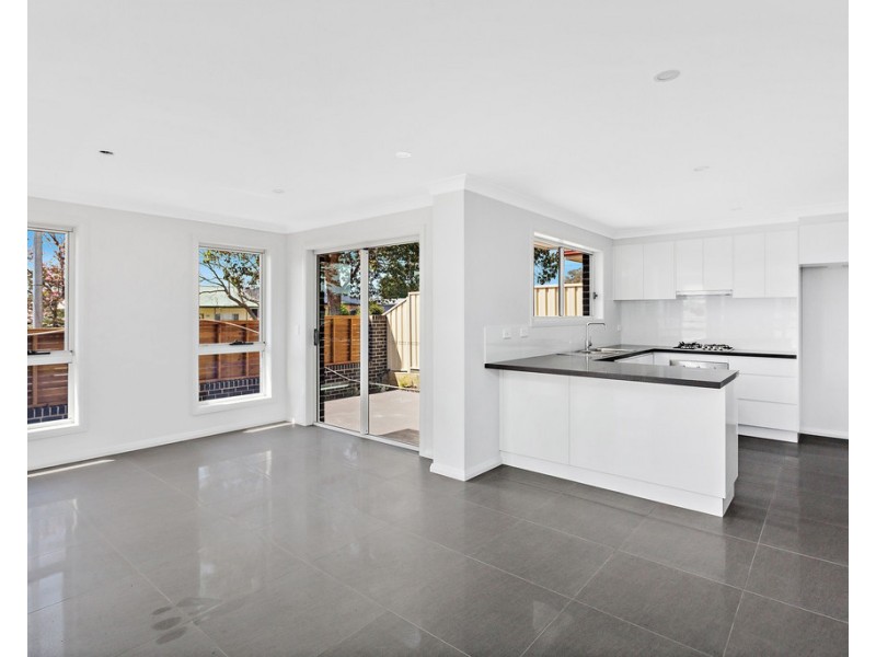 1/47 Parkes Street, Oak Flats NSW 2529