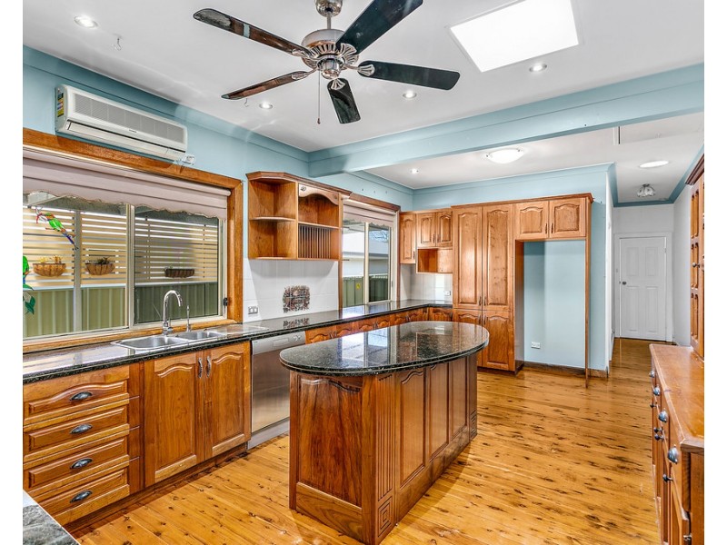 23 Lyne Street, Oak Flats NSW 2529