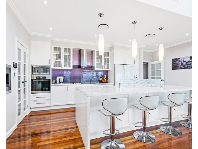 37 Albatross Drive, Blackbutt NSW 2529