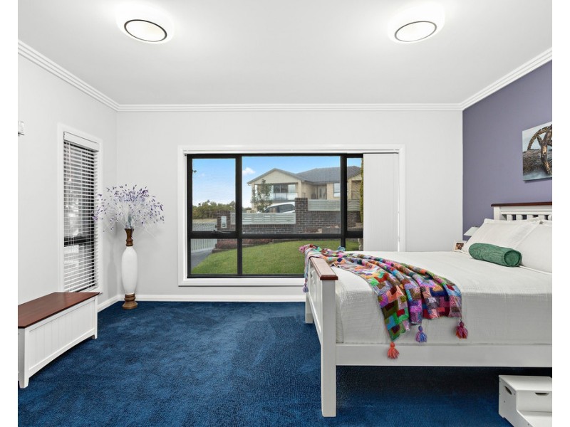 37 Albatross Drive, Blackbutt NSW 2529