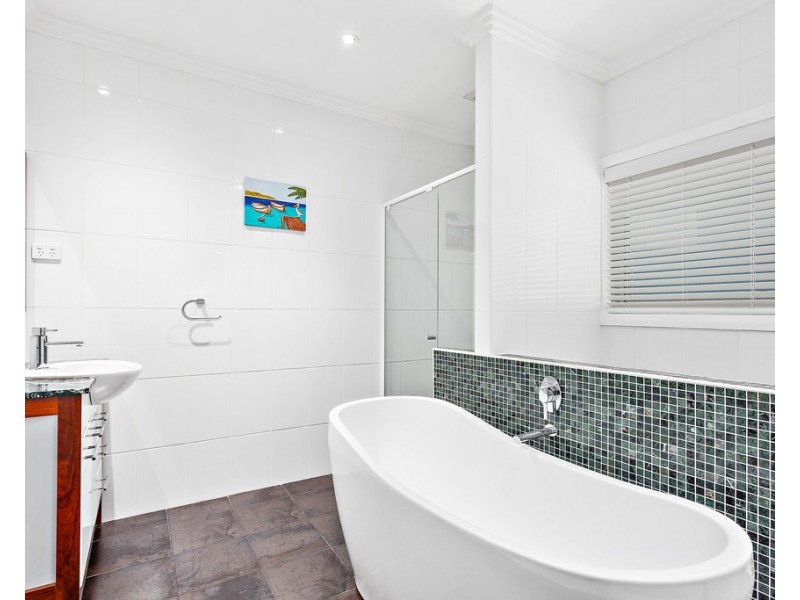 37 Albatross Drive, Blackbutt NSW 2529