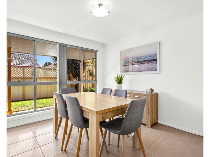2/25 Byron Circuit, Flinders NSW 2529